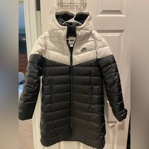 Nike thermafit puffy down parka coat